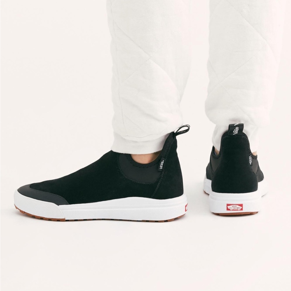 Vans UltraRange Chelsea 3D Mid Shoes